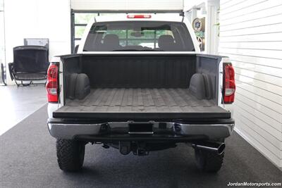 2007 Chevrolet Silverado 2500 LT1 LT1 4dr Crew Cab  2-OWNER* 0-RUST* NEVER HAD 5TH WHEEL OR GOOSENECK* LEVELED ON NEW 33 "BFG KO3 10-PLYs* 6-PASSENGER SEATING* FULL FRESH SERVICE* 52 GALLON TITAN FUEL TANK* ALL STOCK W/NO UPGRADES - Photo 15 - Portland, OR 97230