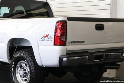 2007 Chevrolet Silverado 2500 LT1 LT1 4dr Crew Cab  2-OWNER* 0-RUST* NEVER HAD 5TH WHEEL OR GOOSENECK* LEVELED ON NEW 33 "BFG KO3 10-PLYs* 6-PASSENGER SEATING* FULL FRESH SERVICE* 52 GALLON TITAN FUEL TANK* ALL STOCK W/NO UPGRADES - Photo 41 - Portland, OR 97230