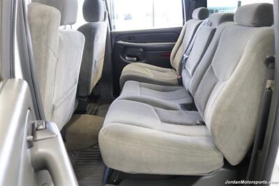 2007 Chevrolet Silverado 2500 LT1 LT1 4dr Crew Cab  2-OWNER* 0-RUST* NEVER HAD 5TH WHEEL OR GOOSENECK* LEVELED ON NEW 33 "BFG KO3 10-PLYs* 6-PASSENGER SEATING* FULL FRESH SERVICE* 52 GALLON TITAN FUEL TANK* ALL STOCK W/NO UPGRADES - Photo 72 - Portland, OR 97230