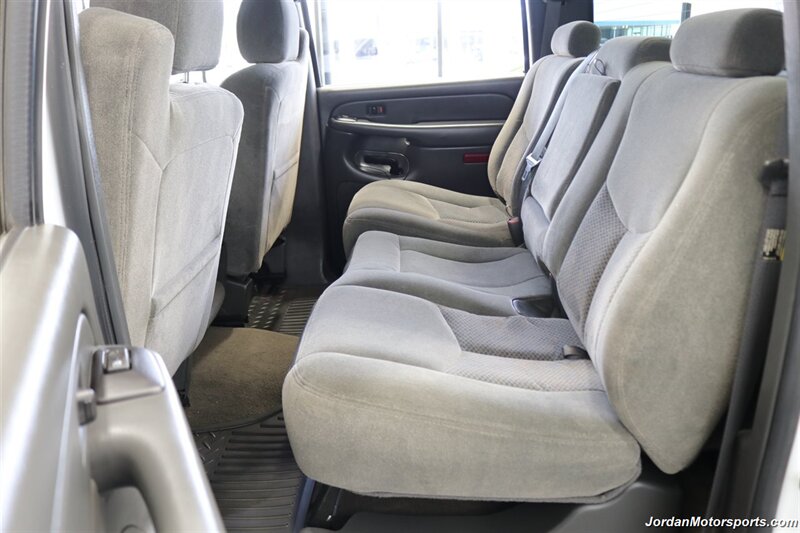 2007 Chevrolet Silverado 2500 LT1 LT1 4dr Crew Cab  2-OWNER* 0-RUST* NEVER HAD 5TH WHEEL OR GOOSENECK* LEVELED ON NEW 33 "BFG KO3 10-PLYs* 6-PASSENGER SEATING* FULL FRESH SERVICE* 52 GALLON TITAN FUEL TANK* ALL STOCK W/NO UPGRADES - Photo 72 - Portland, OR 97230