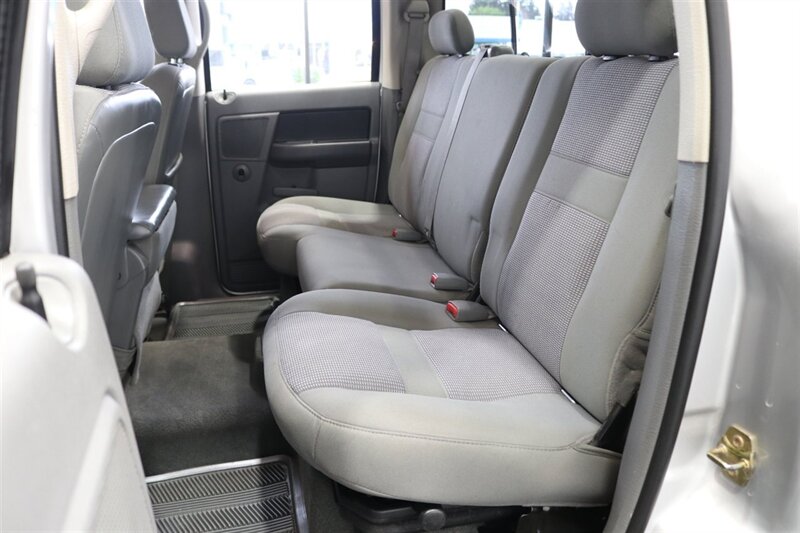 2007 Dodge Ram 3500 SLT  1-OWNER* 5.9L HO* 6-SPEED MANUAL* CUMMINS EXHAUST BRAKE* 100% RUST FREE* NEW 6 FALKEN A/T 4W 10-PLYS* NEW BRAKES-ROTORS-CALIPERS-COOLANT & BRAKE FLUID FLUSH* LINEX BED LINER* ALL BOOKS & KEYS - Photo 82 - Portland, OR 97230