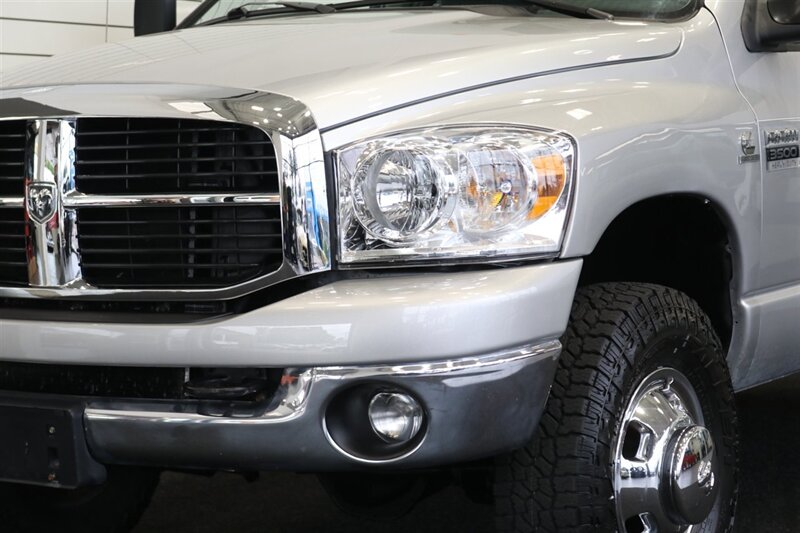 2007 Dodge Ram 3500 SLT  1-OWNER* 5.9L HO* 6-SPEED MANUAL* CUMMINS EXHAUST BRAKE* 100% RUST FREE* NEW 6 FALKEN A/T 4W 10-PLYS* NEW BRAKES-ROTORS-CALIPERS-COOLANT & BRAKE FLUID FLUSH* LINEX BED LINER* ALL BOOKS & KEYS - Photo 12 - Portland, OR 97230
