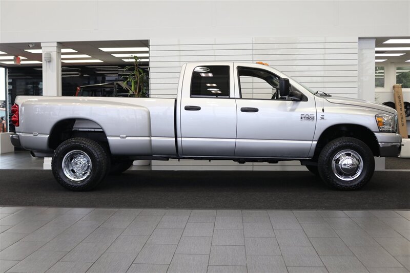 2007 Dodge Ram 3500 SLT  1-OWNER* 5.9L HO* 6-SPEED MANUAL* CUMMINS EXHAUST BRAKE* 100% RUST FREE* NEW 6 FALKEN A/T 4W 10-PLYS* NEW BRAKES-ROTORS-CALIPERS-COOLANT & BRAKE FLUID FLUSH* LINEX BED LINER* ALL BOOKS & KEYS - Photo 5 - Portland, OR 97230