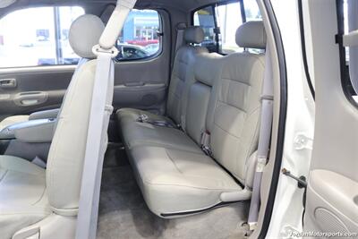 2003 Toyota Tundra SR5  LEATHER* NEW TIMING BELT-WATER PUMP-BRAKES-ROTORS-FLUIDS-FILTERS-AC CHARGE-STEERING RACK* NEW BILSTEIN TOYTEC 2.5 " LEVEL LIFT WITH DIFF DROP* 100% RUST & CORROSION FREE* FACTORY BED LINER* REAR SLIDER - Photo 19 - Portland, OR 97230