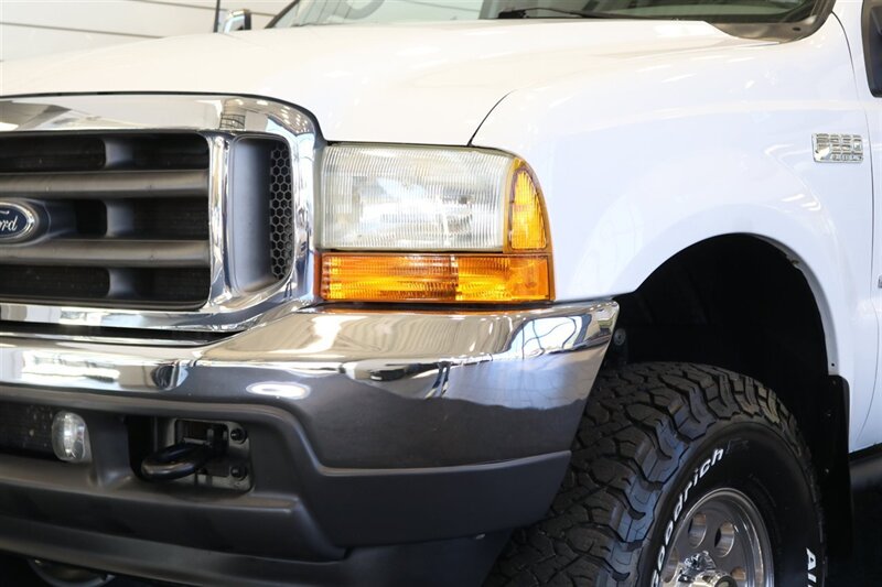 2001 Ford F-250 XLT  1-CALIFORNIA OWNER* 100% RUST FREE* NEW 35 " BFGK KO3-16 " PRO COMPS-3 "LEVEL KIT-FOX & BILSTEINS* ON BOARD COMPRESSOR W-AIR LIFT BAGS* LINEX BED LINER* FULLY SERVICED W/ ALL RECORDS - Photo 12 - Portland, OR 97230