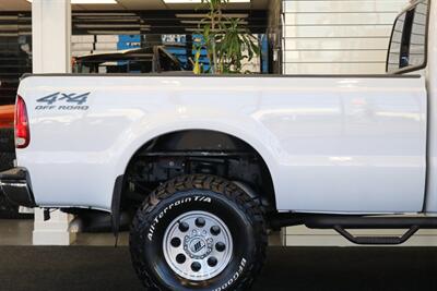 2001 Ford F-250 XLT  1-CALIFORNIA OWNER* 100% RUST FREE* NEW 35 " BFGK KO3-16 " PRO COMPS-3 "LEVEL KIT-FOX & BILSTEINS* ON BOARD COMPRESSOR W-AIR LIFT BAGS* LINEX BED LINER* FULLY SERVICED W/ ALL RECORDS - Photo 61 - Portland, OR 97230