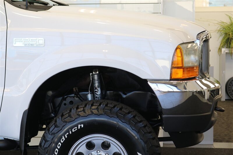 2001 Ford F-250 XLT  1-CALIFORNIA OWNER* 100% RUST FREE* NEW 35 " BFGK KO3-16 " PRO COMPS-3 "LEVEL KIT-FOX & BILSTEINS* ON BOARD COMPRESSOR W-AIR LIFT BAGS* LINEX BED LINER* FULLY SERVICED W/ ALL RECORDS - Photo 57 - Portland, OR 97230
