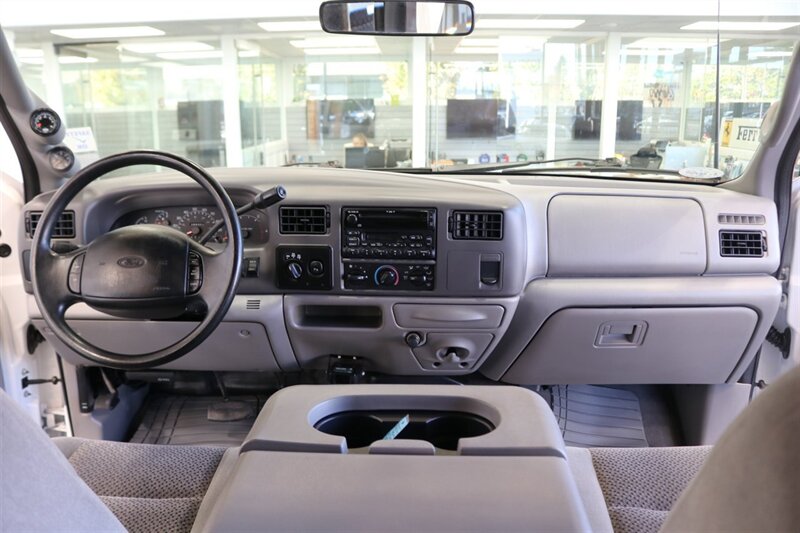 2001 Ford F-250 XLT  1-CALIFORNIA OWNER* 100% RUST FREE* NEW 35 " BFGK KO3-16 " PRO COMPS-3 "LEVEL KIT-FOX & BILSTEINS* ON BOARD COMPRESSOR W-AIR LIFT BAGS* LINEX BED LINER* FULLY SERVICED W/ ALL RECORDS - Photo 21 - Portland, OR 97230