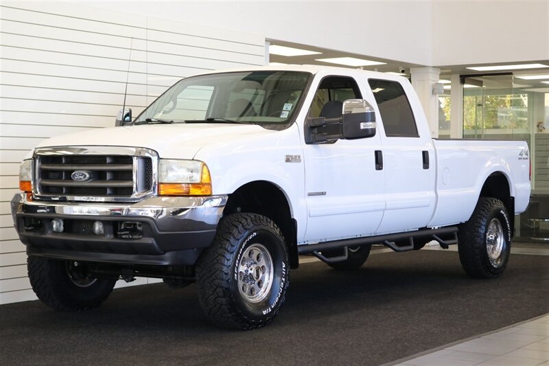 2001 Ford F-250 XLT  1-CALIFORNIA OWNER* 100% RUST FREE* NEW 35 " BFGK KO3-16 " PRO COMPS-3 "LEVEL KIT-FOX & BILSTEINS* ON BOARD COMPRESSOR W-AIR LIFT BAGS* LINEX BED LINER* FULLY SERVICED W/ ALL RECORDS - Photo 3 - Portland, OR 97230