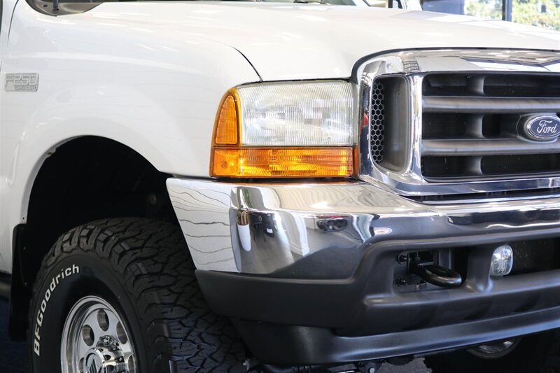 2001 Ford F-250 XLT  1-CALIFORNIA OWNER* 100% RUST FREE* NEW 35 " BFGK KO3-16 " PRO COMPS-3 "LEVEL KIT-FOX & BILSTEINS* ON BOARD COMPRESSOR W-AIR LIFT BAGS* LINEX BED LINER* FULLY SERVICED W/ ALL RECORDS - Photo 13 - Portland, OR 97230