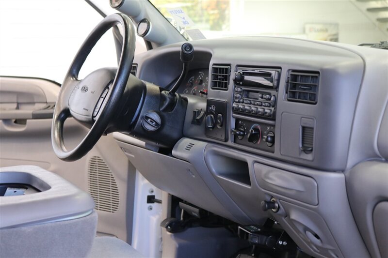 2001 Ford F-250 XLT  1-CALIFORNIA OWNER* 100% RUST FREE* NEW 35 " BFGK KO3-16 " PRO COMPS-3 "LEVEL KIT-FOX & BILSTEINS* ON BOARD COMPRESSOR W-AIR LIFT BAGS* LINEX BED LINER* FULLY SERVICED W/ ALL RECORDS - Photo 83 - Portland, OR 97230