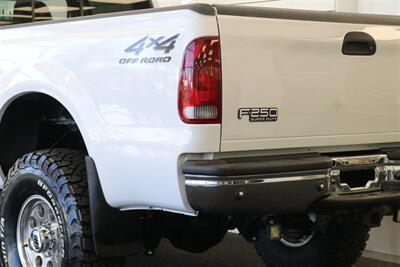2001 Ford F-250 XLT  1-CALIFORNIA OWNER* 100% RUST FREE* NEW 35 " BFGK KO3-16 " PRO COMPS-3 "LEVEL KIT-FOX & BILSTEINS* ON BOARD COMPRESSOR W-AIR LIFT BAGS* LINEX BED LINER* FULLY SERVICED W/ ALL RECORDS - Photo 49 - Portland, OR 97230