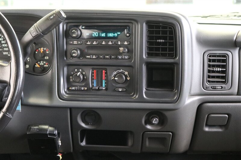 2006 GMC Sierra 3500 LONG BED* 2-OWNER* 100% RUST FREE* 6-PASSENGER SEATING* LEVELED ON NEW 33 " BFG KO3s & NEW 16 "PRO COMPS* GOOSNECK* SPRAY IN BED LINER* FRESH FULL SERVICE - Photo 86 - Portland, OR 97230