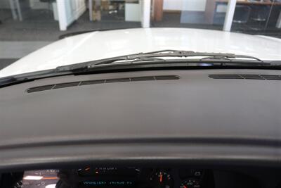 2006 GMC Sierra 3500 LONG BED* 2-OWNER* 100% RUST FREE* 6-PASSENGER SEATING* LEVELED ON NEW 33 " BFG KO3s & NEW 16 "PRO COMPS* GOOSNECK* SPRAY IN BED LINER* FRESH FULL SERVICE - Photo 91 - Portland, OR 97230