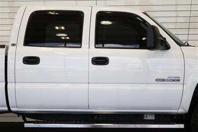 2006 GMC Sierra 3500 LONG BED* 2-OWNER* 100% RUST FREE* 6-PASSENGER SEATING* LEVELED ON NEW 33 " BFG KO3s & NEW 16 "PRO COMPS* GOOSNECK* SPRAY IN BED LINER* FRESH FULL SERVICE - Photo 49 - Portland, OR 97230