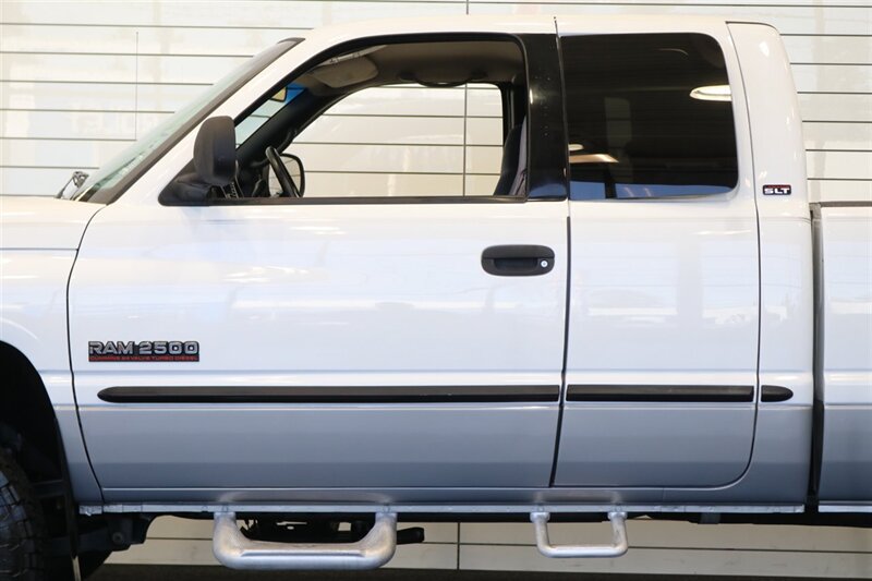 2000 Dodge Ram 2500 SLT  1-OWNER* 100% RUST FREE* NEVER HAD 5TH WHEEL OR GOSENECK* 0-ACCIDENTS* MINT CONDITION* NEW 33 " TOYO A/Ts 10-PLYS* FULLY SERVICED* NEVER BEEN MODIFIED - TUNED* ALL BOOKS & KEYS* LINEX BED LINE - Photo 54 - Portland, OR 97230
