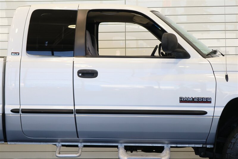 2000 Dodge Ram 2500 SLT  1-OWNER* 100% RUST FREE* NEVER HAD 5TH WHEEL OR GOSENECK* 0-ACCIDENTS* MINT CONDITION* NEW 33 " TOYO A/Ts 10-PLYS* FULLY SERVICED* NEVER BEEN MODIFIED - TUNED* ALL BOOKS & KEYS* LINEX BED LINE - Photo 55 - Portland, OR 97230
