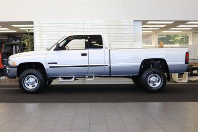 2000 Dodge Ram 2500 SLT  1-OWNER* 100% RUST FREE* NEVER HAD 5TH WHEEL OR GOSENECK* 0-ACCIDENTS* MINT CONDITION* NEW 33 " TOYO A/Ts 10-PLYS* FULLY SERVICED* NEVER BEEN MODIFIED - TUNED* ALL BOOKS & KEYS* LINEX BED LINE - Photo 4 - Portland, OR 97230