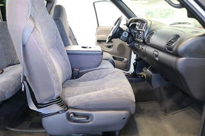 2000 Dodge Ram 2500 SLT  1-OWNER* 100% RUST FREE* NEVER HAD 5TH WHEEL OR GOSENECK* 0-ACCIDENTS* MINT CONDITION* NEW 33 " TOYO A/Ts 10-PLYS* FULLY SERVICED* NEVER BEEN MODIFIED - TUNED* ALL BOOKS & KEYS* LINEX BED LINE - Photo 79 - Portland, OR 97230