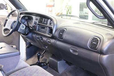 2000 Dodge Ram 2500 SLT  1-OWNER* 100% RUST FREE* NEVER HAD 5TH WHEEL OR GOSENECK* 0-ACCIDENTS* MINT CONDITION* NEW 33 " TOYO A/Ts 10-PLYS* FULLY SERVICED* NEVER BEEN MODIFIED - TUNED* ALL BOOKS & KEYS* LINEX BED LINE - Photo 83 - Portland, OR 97230