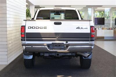 2000 Dodge Ram 2500 SLT  1-OWNER* 100% RUST FREE* NEVER HAD 5TH WHEEL OR GOSENECK* 0-ACCIDENTS* MINT CONDITION* NEW 33 " TOYO A/Ts 10-PLYS* FULLY SERVICED* NEVER BEEN MODIFIED - TUNED* ALL BOOKS & KEYS* LINEX BED LINE - Photo 9 - Portland, OR 97230