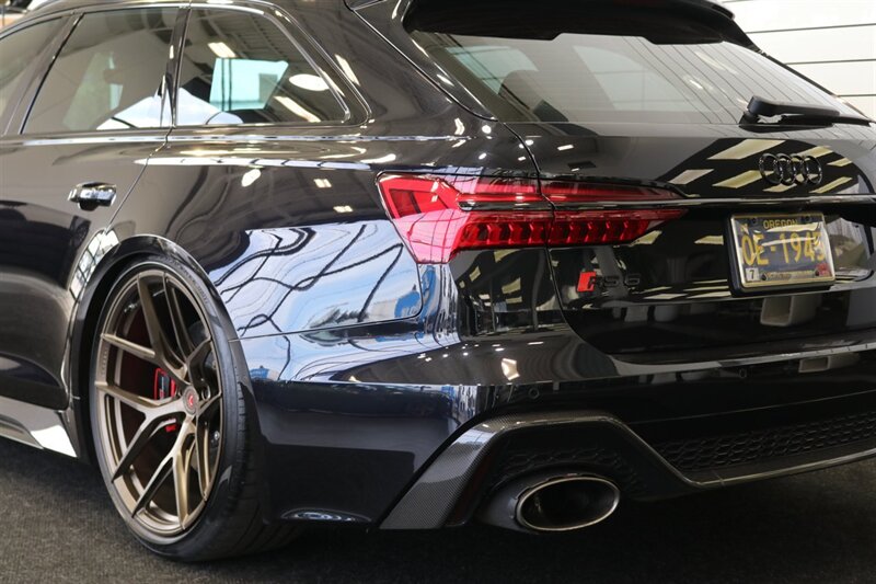2021 Audi RS 6 Avant 4.0T quattro Avant  22 " VOSSENs S21 * WEISTEC STAGE 3 TUNE* TTE 1020 EA825 TURBOS* EVENTURI CARBONFIBER INTAKE* FULL AKRAPOVIC TITANIUM EXHAUST W/DOWN PIPES & LINK PIPE* CF FLAT BOOTOM STEERING WHEEL W/ PADDLES* - Photo 14 - Portland, OR 97230
