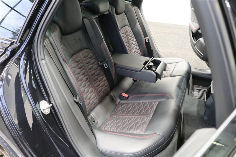 2021 Audi RS 6 Avant 4.0T quattro Avant  22 " VOSSENs S21 * WEISTEC STAGE 3 TUNE* TTE 1020 EA825 TURBOS* EVENTURI CARBONFIBER INTAKE* FULL AKRAPOVIC TITANIUM EXHAUST W/DOWN PIPES & LINK PIPE* CF FLAT BOOTOM STEERING WHEEL W/ PADDLES* - Photo 20 - Portland, OR 97230