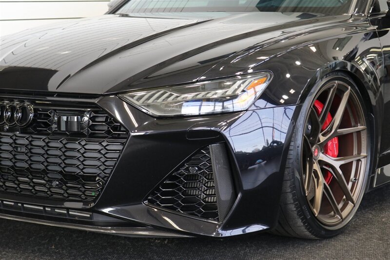 2021 Audi RS 6 Avant 4.0T quattro Avant  22 " VOSSENs S21 * WEISTEC STAGE 3 TUNE* TTE 1020 EA825 TURBOS* EVENTURI CARBONFIBER INTAKE* FULL AKRAPOVIC TITANIUM EXHAUST W/DOWN PIPES & LINK PIPE* CF FLAT BOOTOM STEERING WHEEL W/ PADDLES* - Photo 12 - Portland, OR 97230