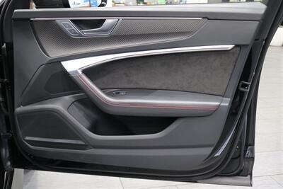 2021 Audi RS 6 Avant 4.0T quattro Avant  22 " VOSSENs S21 * WEISTEC STAGE 3 TUNE* TTE 1020 EA825 TURBOS* EVENTURI CARBONFIBER INTAKE* FULL AKRAPOVIC TITANIUM EXHAUST W/DOWN PIPES & LINK PIPE* CF FLAT BOOTOM STEERING WHEEL W/ PADDLES* - Photo 41 - Portland, OR 97230