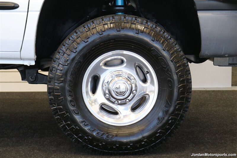 2001 Dodge Ram 2500 SLT  1-OWNER* SINGLE CAB* 5.9L CUMMINS* 6-SPEED MANUAL* 100% RUST & CORROSION FREE* LIKE NEW BED* BD EXHAUST BRAKE* AIR DOG INJECTION PUMP* MBRB FULL EXHAUST* ZERO PAINT* COLLECTOR QUALITY - Photo 66 - Portland, OR 97230