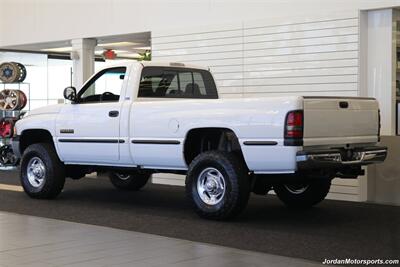 2001 Dodge Ram 2500 SLT  1-OWNER* SINGLE CAB* 5.9L CUMMINS* 6-SPEED MANUAL* 100% RUST & CORROSION FREE* LIKE NEW BED* BD EXHAUST BRAKE* AIR DOG INJECTION PUMP* MBRB FULL EXHAUST* ZERO PAINT* COLLECTOR QUALITY - Photo 6 - Portland, OR 97230