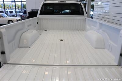 2001 Dodge Ram 2500 SLT  1-OWNER* SINGLE CAB* 5.9L CUMMINS* 6-SPEED MANUAL* 100% RUST & CORROSION FREE* LIKE NEW BED* BD EXHAUST BRAKE* AIR DOG INJECTION PUMP* MBRB FULL EXHAUST* ZERO PAINT* COLLECTOR QUALITY - Photo 52 - Portland, OR 97230