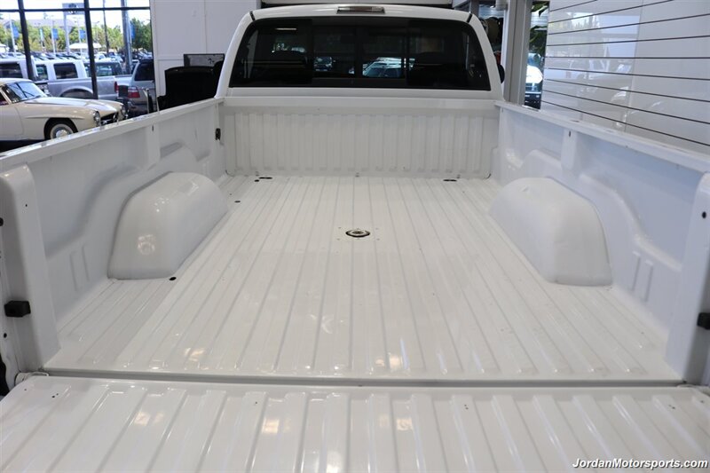 2001 Dodge Ram 2500 SLT  1-OWNER* SINGLE CAB* 5.9L CUMMINS* 6-SPEED MANUAL* 100% RUST & CORROSION FREE* LIKE NEW BED* BD EXHAUST BRAKE* AIR DOG INJECTION PUMP* MBRB FULL EXHAUST* ZERO PAINT* COLLECTOR QUALITY - Photo 52 - Portland, OR 97230