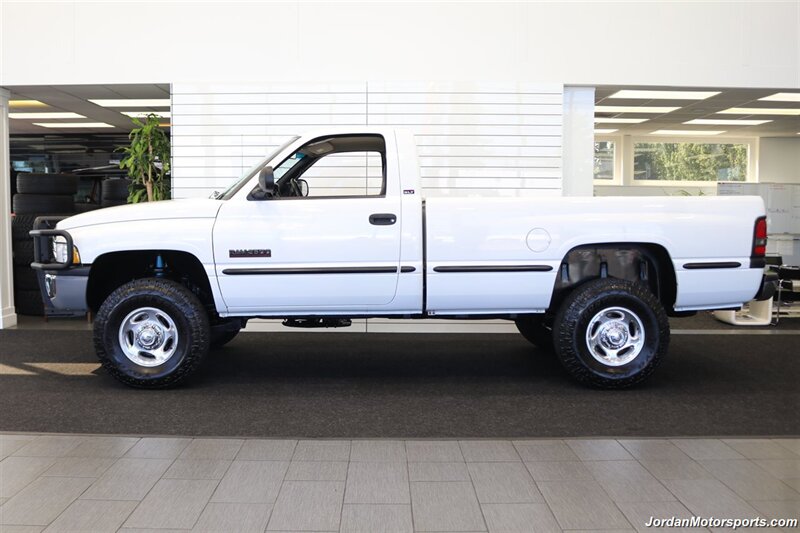 2001 Dodge Ram 2500 SLT  1-OWNER* SINGLE CAB* 5.9L CUMMINS* 6-SPEED MANUAL* 100% RUST & CORROSION FREE* LIKE NEW BED* BD EXHAUST BRAKE* AIR DOG INJECTION PUMP* MBRB FULL EXHAUST* ZERO PAINT* COLLECTOR QUALITY - Photo 4 - Portland, OR 97230