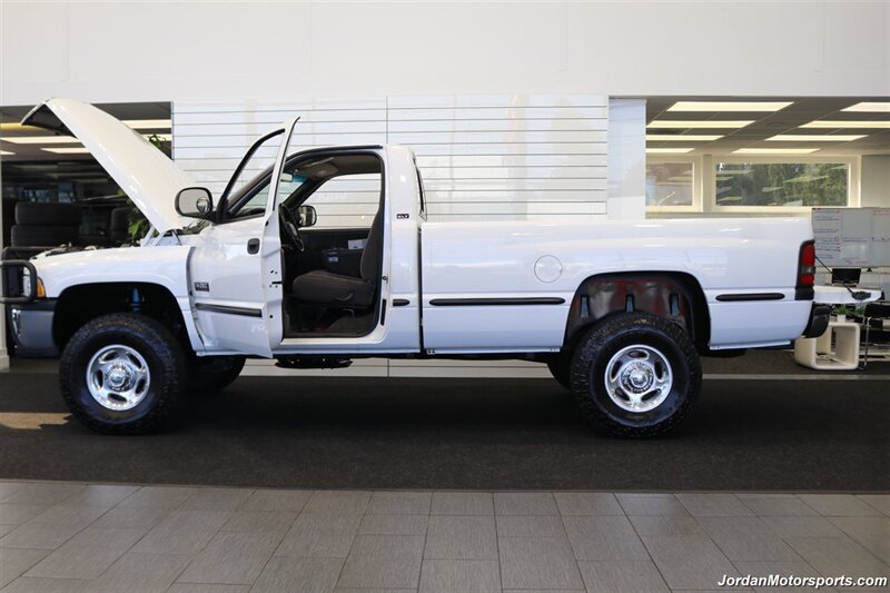 2001 Dodge Ram 2500 SLT  1-OWNER* SINGLE CAB* 5.9L CUMMINS* 6-SPEED MANUAL* 100% RUST & CORROSION FREE* LIKE NEW BED* BD EXHAUST BRAKE* AIR DOG INJECTION PUMP* MBRB FULL EXHAUST* ZERO PAINT* COLLECTOR QUALITY - Photo 10 - Portland, OR 97230