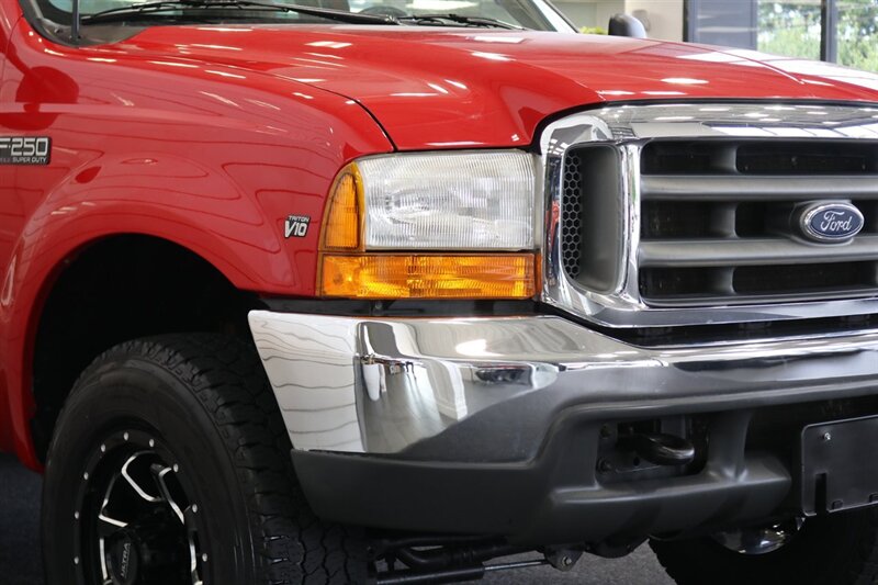 1999 Ford F-250 xlt 1-OWNER* 100% RUST FREE* TRITON V-10* 5-SPEED MANUAL* LINEX BED LINER* REAR AIR BAGS* NEW BRAKES-ROTORS-CALIPERS-BALL JOINTS-BRAKE FLUID & COOLANT FLUSH* ALL BOOKS-KEYS-WINDOW STICKER* SHORT BED - Photo 13 - Portland, OR 97230