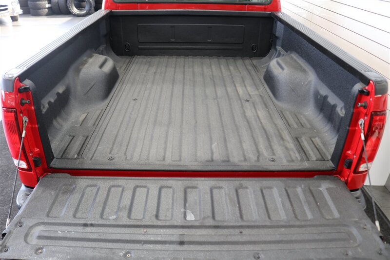 1999 Ford F-250 xlt 1-OWNER* 100% RUST FREE* TRITON V-10* 5-SPEED MANUAL* LINEX BED LINER* REAR AIR BAGS* NEW BRAKES-ROTORS-CALIPERS-BALL JOINTS-BRAKE FLUID & COOLANT FLUSH* ALL BOOKS-KEYS-WINDOW STICKER* SHORT BED - Photo 50 - Portland, OR 97230