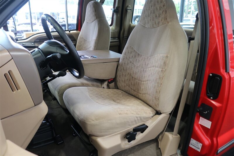 1999 Ford F-250 xlt 1-OWNER* 100% RUST FREE* TRITON V-10* 5-SPEED MANUAL* LINEX BED LINER* REAR AIR BAGS* NEW BRAKES-ROTORS-CALIPERS-BALL JOINTS-BRAKE FLUID & COOLANT FLUSH* ALL BOOKS-KEYS-WINDOW STICKER* SHORT BED - Photo 16 - Portland, OR 97230