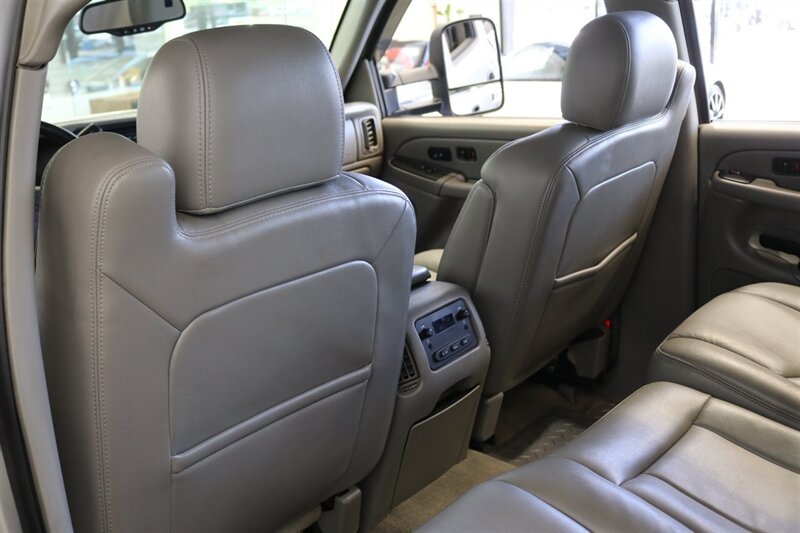2007 Chevrolet Silverado 2500 Work Truck Work Truck 4dr Crew Cab   - Photo 57 - Portland, OR 97230