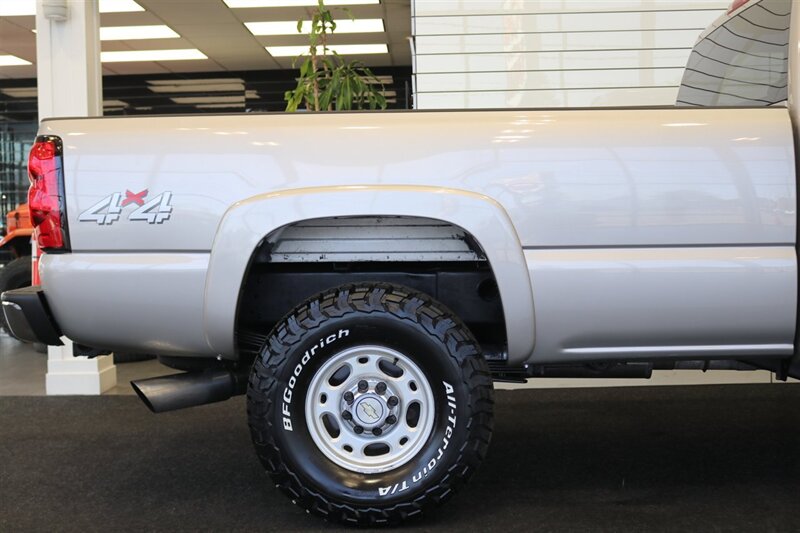2007 Chevrolet Silverado 2500 Work Truck Work Truck 4dr Crew Cab   - Photo 32 - Portland, OR 97230