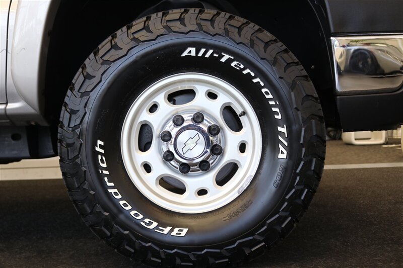2007 Chevrolet Silverado 2500 Work Truck Work Truck 4dr Crew Cab   - Photo 26 - Portland, OR 97230