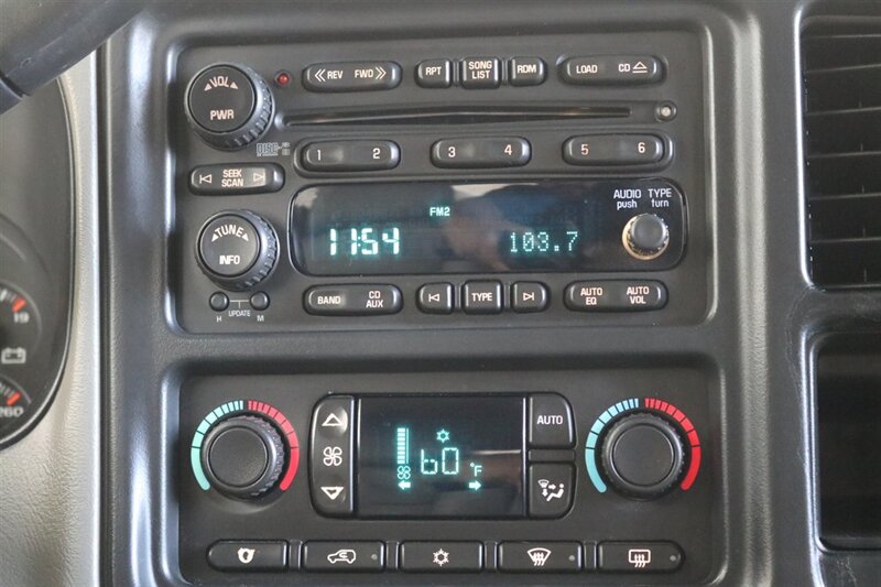 2007 Chevrolet Silverado 2500 Work Truck Work Truck 4dr Crew Cab   - Photo 78 - Portland, OR 97230