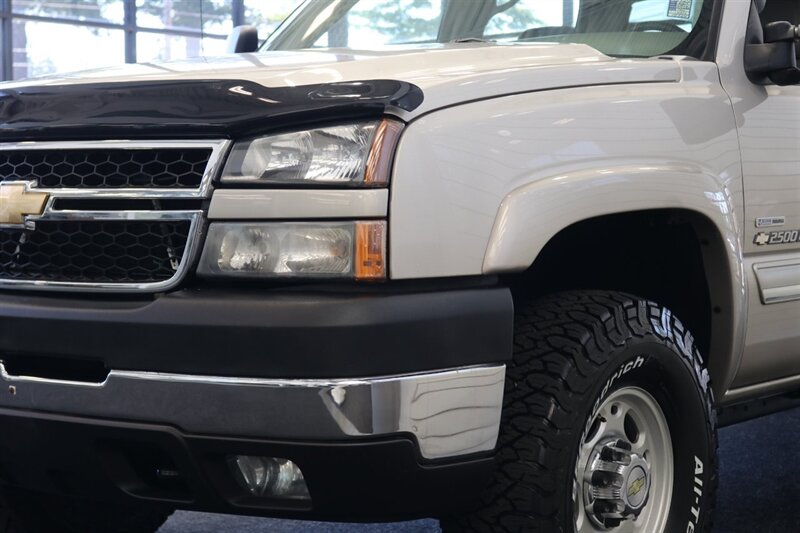 2007 Chevrolet Silverado 2500 Work Truck Work Truck 4dr Crew Cab   - Photo 12 - Portland, OR 97230