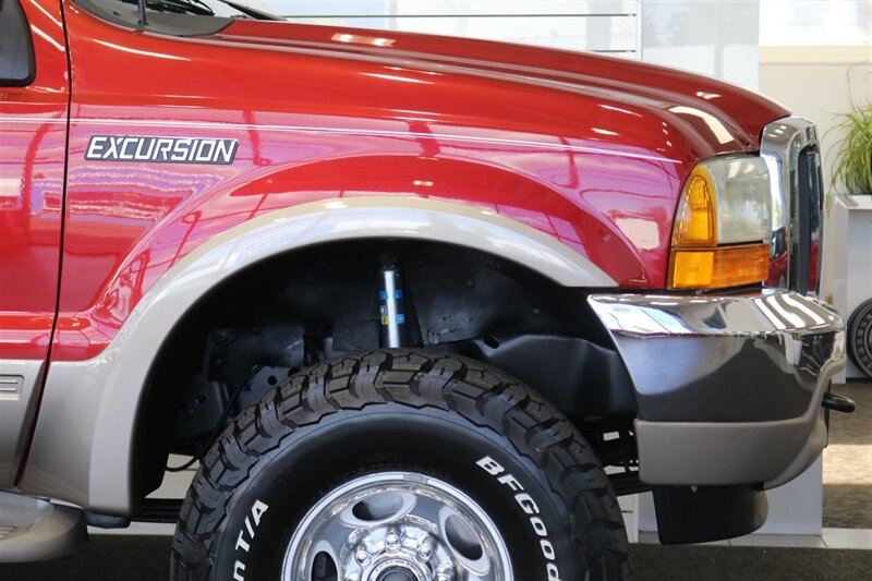 2001 Ford Excursion Limited 1-OWNER* 100% RUST FREE* ALL RECORDS @ FORD DEALER SINCE NEW* LEVELED W/ NEW BILSTEIN 5100 SHOCKS* NEW 35 " BFG KO3 10-PLYS* REAR AIR BAGS* NEW BRAKES-ROTORS-CALIPERS-BRAKE FLUID-COOLANT-AC SERVICE - Photo 41 - Portland, OR 97230