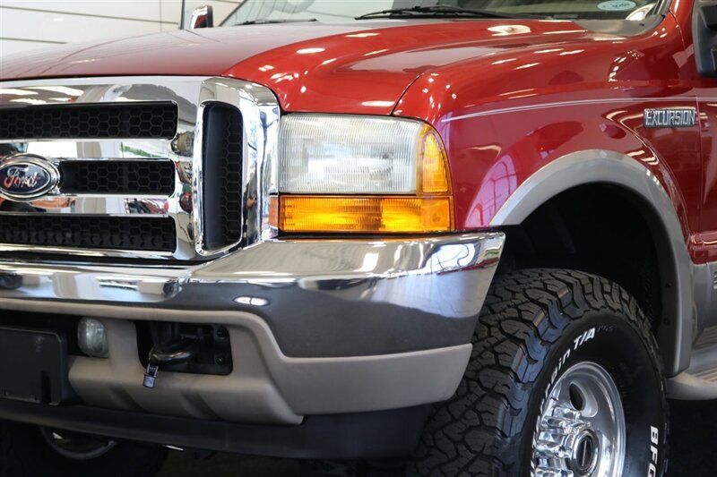 2001 Ford Excursion Limited 1-OWNER* 100% RUST FREE* ALL RECORDS @ FORD DEALER SINCE NEW* LEVELED W/ NEW BILSTEIN 5100 SHOCKS* NEW 35 " BFG KO3 10-PLYS* REAR AIR BAGS* NEW BRAKES-ROTORS-CALIPERS-BRAKE FLUID-COOLANT-AC SERVICE - Photo 12 - Portland, OR 97230