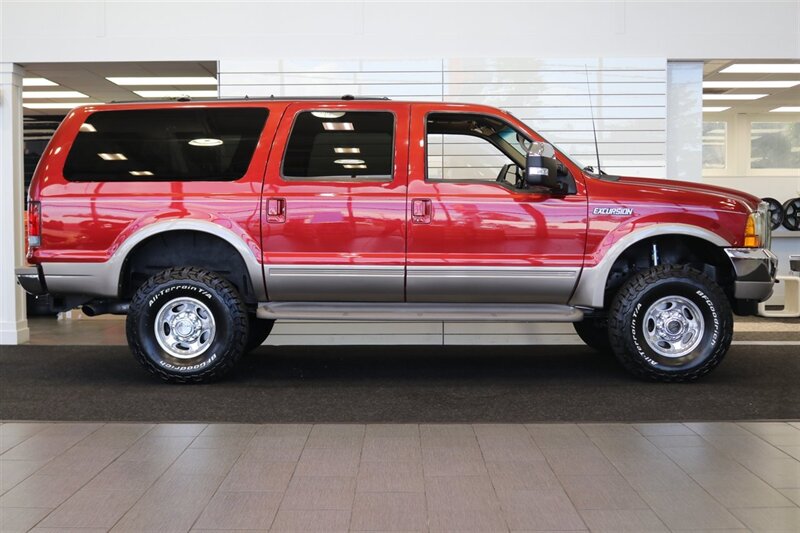 2001 Ford Excursion Limited 1-OWNER* 100% RUST FREE* ALL RECORDS @ FORD DEALER SINCE NEW* LEVELED W/ NEW BILSTEIN 5100 SHOCKS* NEW 35 " BFG KO3 10-PLYS* REAR AIR BAGS* NEW BRAKES-ROTORS-CALIPERS-BRAKE FLUID-COOLANT-AC SERVICE - Photo 5 - Portland, OR 97230