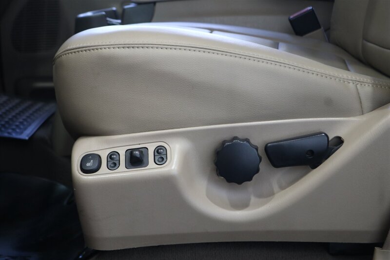 2001 Ford Excursion Limited 1-OWNER* 100% RUST FREE* ALL RECORDS @ FORD DEALER SINCE NEW* LEVELED W/ NEW BILSTEIN 5100 SHOCKS* NEW 35 " BFG KO3 10-PLYS* REAR AIR BAGS* NEW BRAKES-ROTORS-CALIPERS-BRAKE FLUID-COOLANT-AC SERVICE - Photo 66 - Portland, OR 97230
