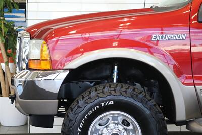 2001 Ford Excursion Limited 1-OWNER* 100% RUST FREE* ALL RECORDS @ FORD DEALER SINCE NEW* LEVELED W/ NEW BILSTEIN 5100 SHOCKS* NEW 35 " BFG KO3 10-PLYS* REAR AIR BAGS* NEW BRAKES-ROTORS-CALIPERS-BRAKE FLUID-COOLANT-AC SERVICE - Photo 40 - Portland, OR 97230