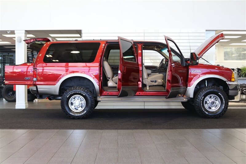 2001 Ford Excursion Limited 1-OWNER* 100% RUST FREE* ALL RECORDS @ FORD DEALER SINCE NEW* LEVELED W/ NEW BILSTEIN 5100 SHOCKS* NEW 35 " BFG KO3 10-PLYS* REAR AIR BAGS* NEW BRAKES-ROTORS-CALIPERS-BRAKE FLUID-COOLANT-AC SERVICE - Photo 11 - Portland, OR 97230