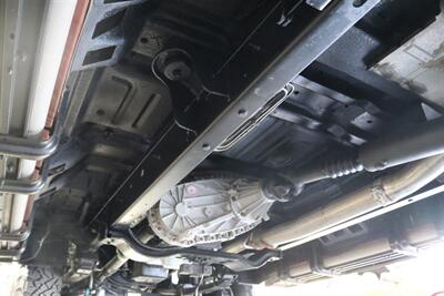 2001 Ford Excursion Limited 1-OWNER* 100% RUST FREE* ALL RECORDS @ FORD DEALER SINCE NEW* LEVELED W/ NEW BILSTEIN 5100 SHOCKS* NEW 35 " BFG KO3 10-PLYS* REAR AIR BAGS* NEW BRAKES-ROTORS-CALIPERS-BRAKE FLUID-COOLANT-AC SERVICE - Photo 25 - Portland, OR 97230